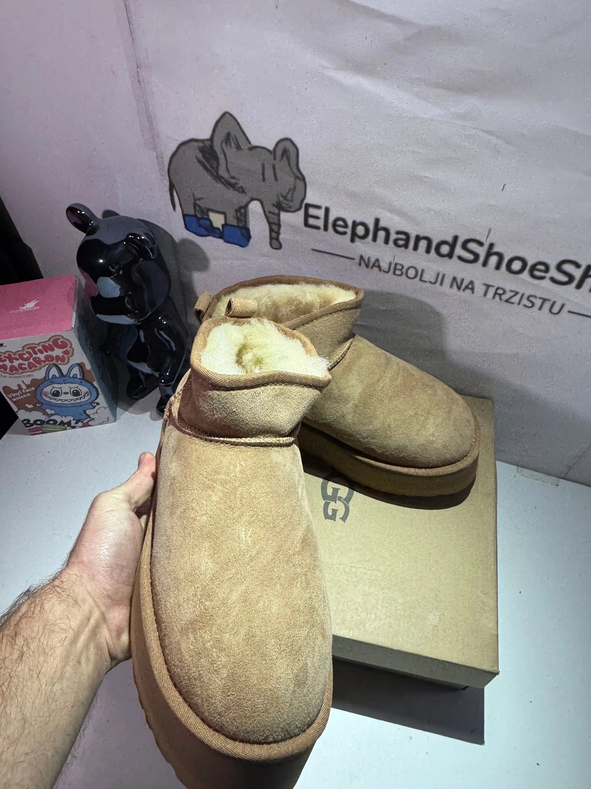 UGG Boots Brown čizme — gornji prikaz