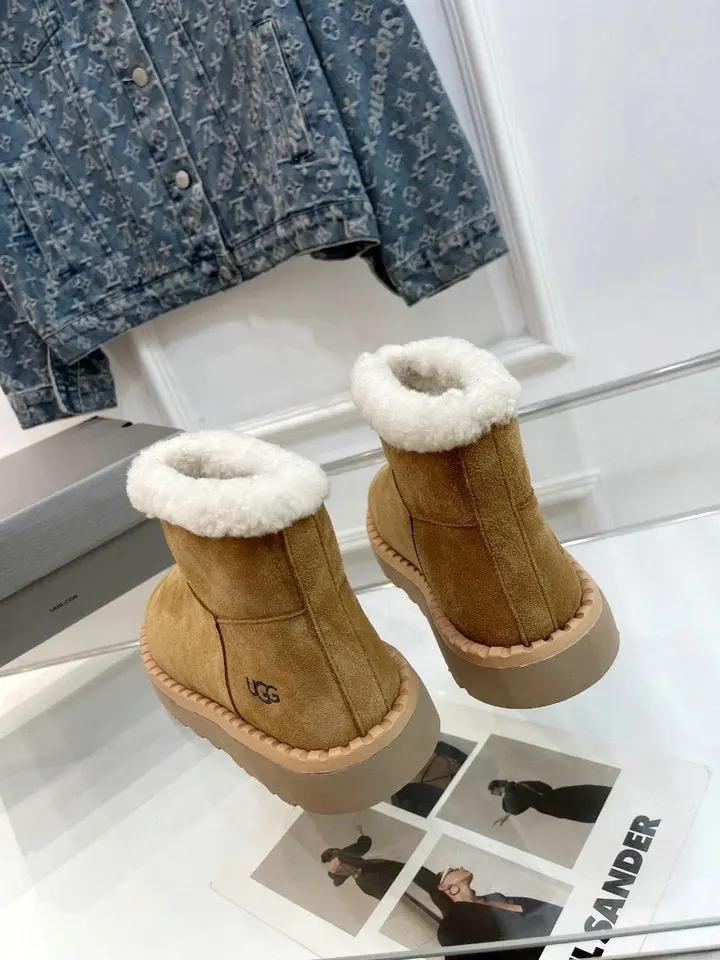 Ugg boots low mini čizme — detalj