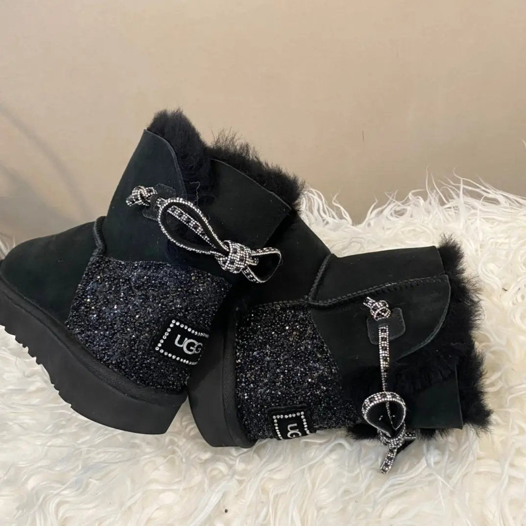 Ugg boots ultra mini black crystal čizme — prednji prikaz