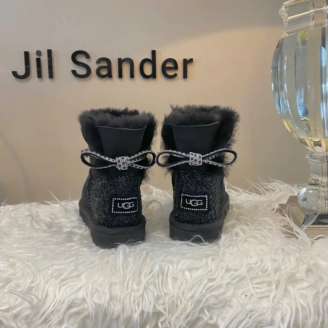 Ugg boots ultra mini black crystal čizme — fotografija 6