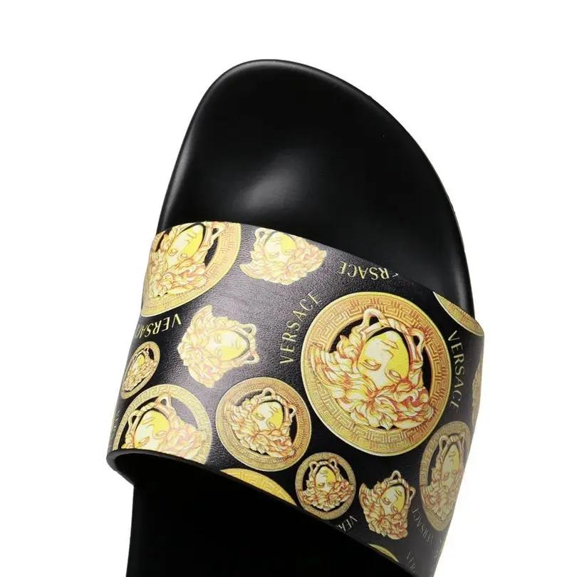 Versace Slides Balck Gold tenisice — detalj