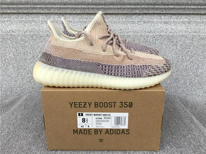 Yeezy 350 V2 Ash Perl tenisice — bočni prikaz