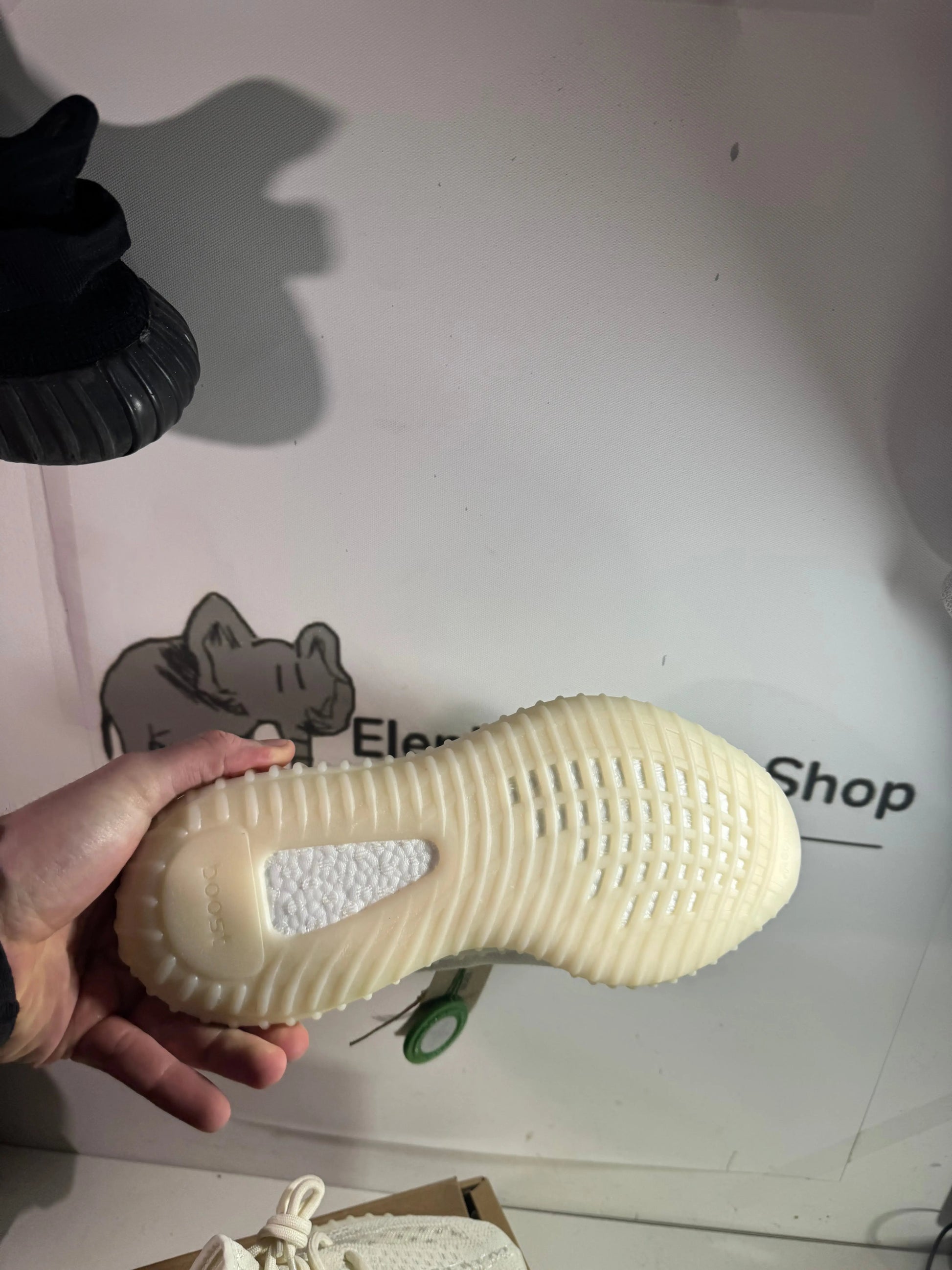 Yeezy Bone V2 tenisice — gornji prikaz