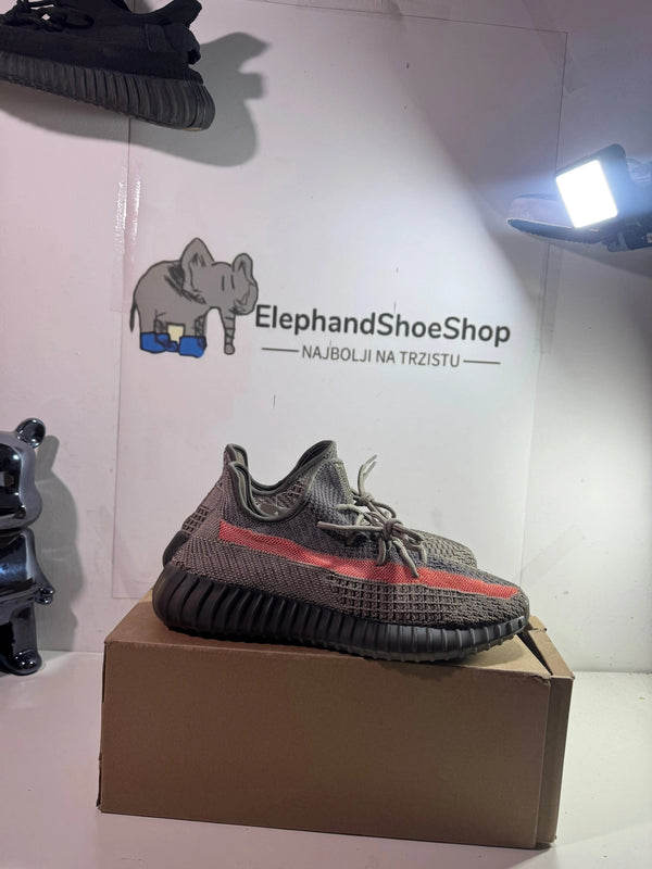 Yeezy Brown / Orange tenisice — bočni prikaz