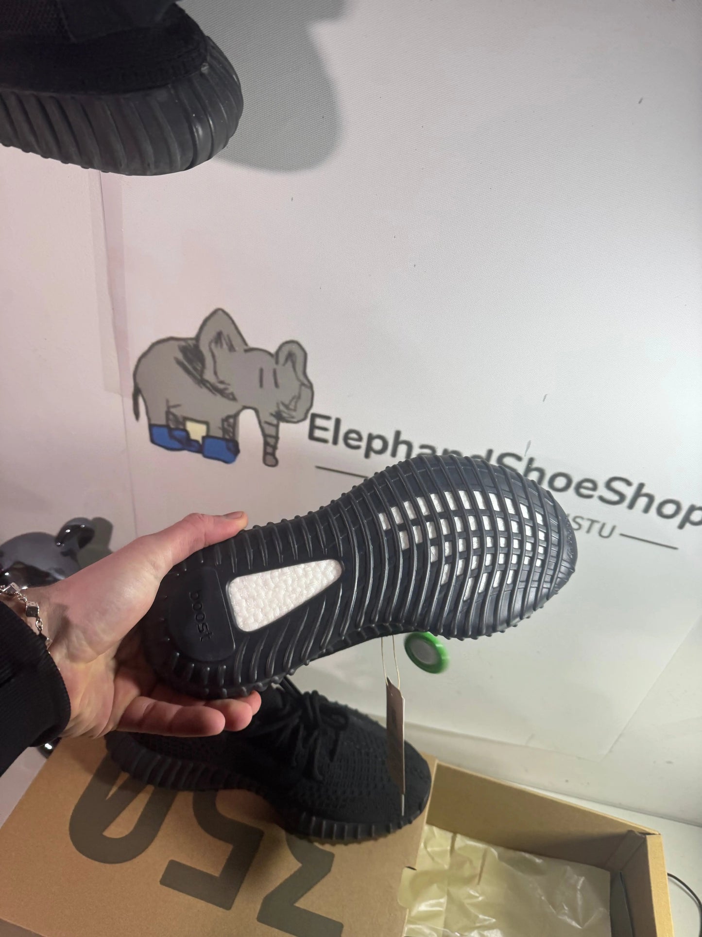 Yeezy Onyx tenisice — gornji prikaz