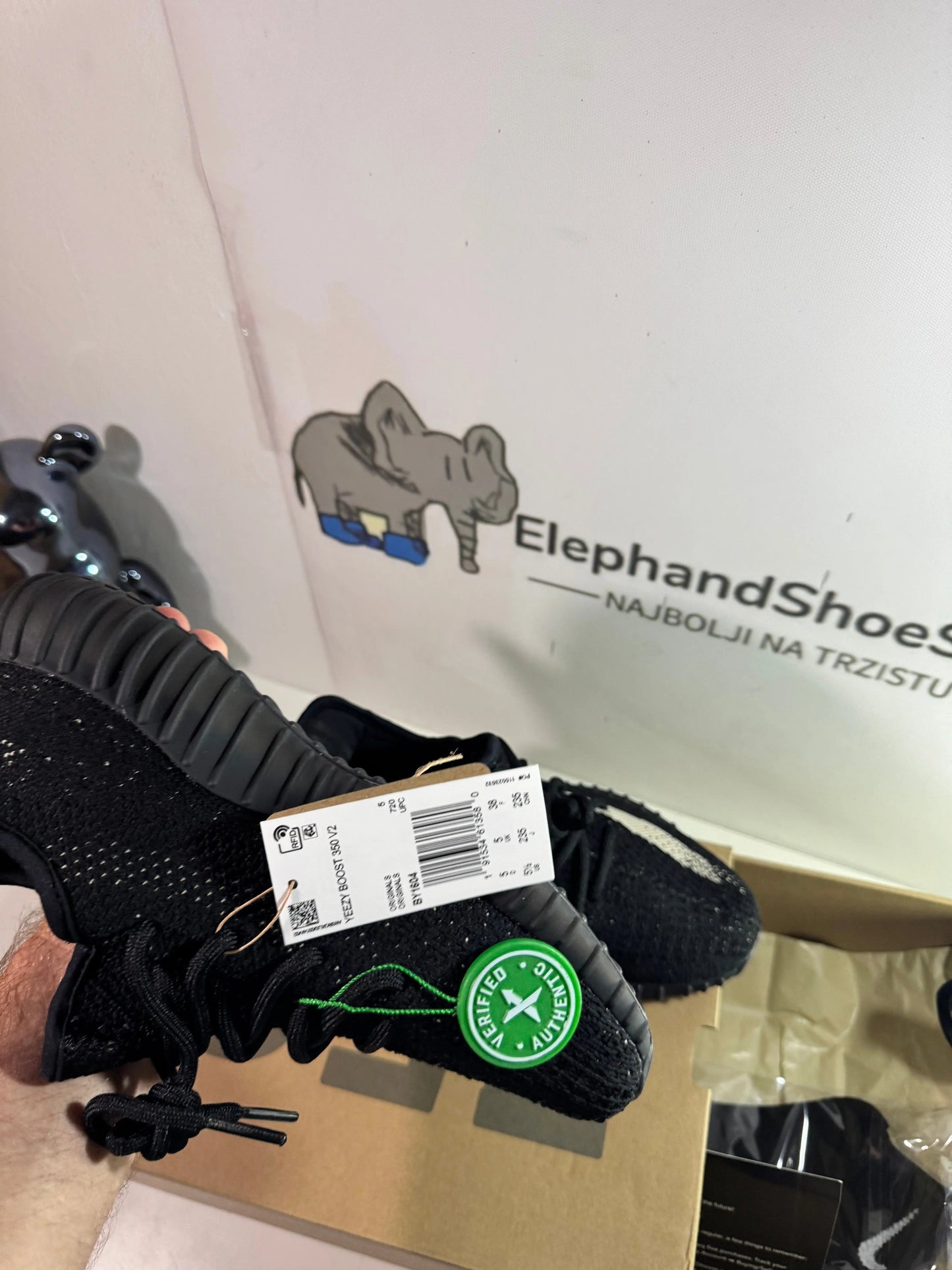 Yeezy Oreo V2 tenisice — fotografija 6