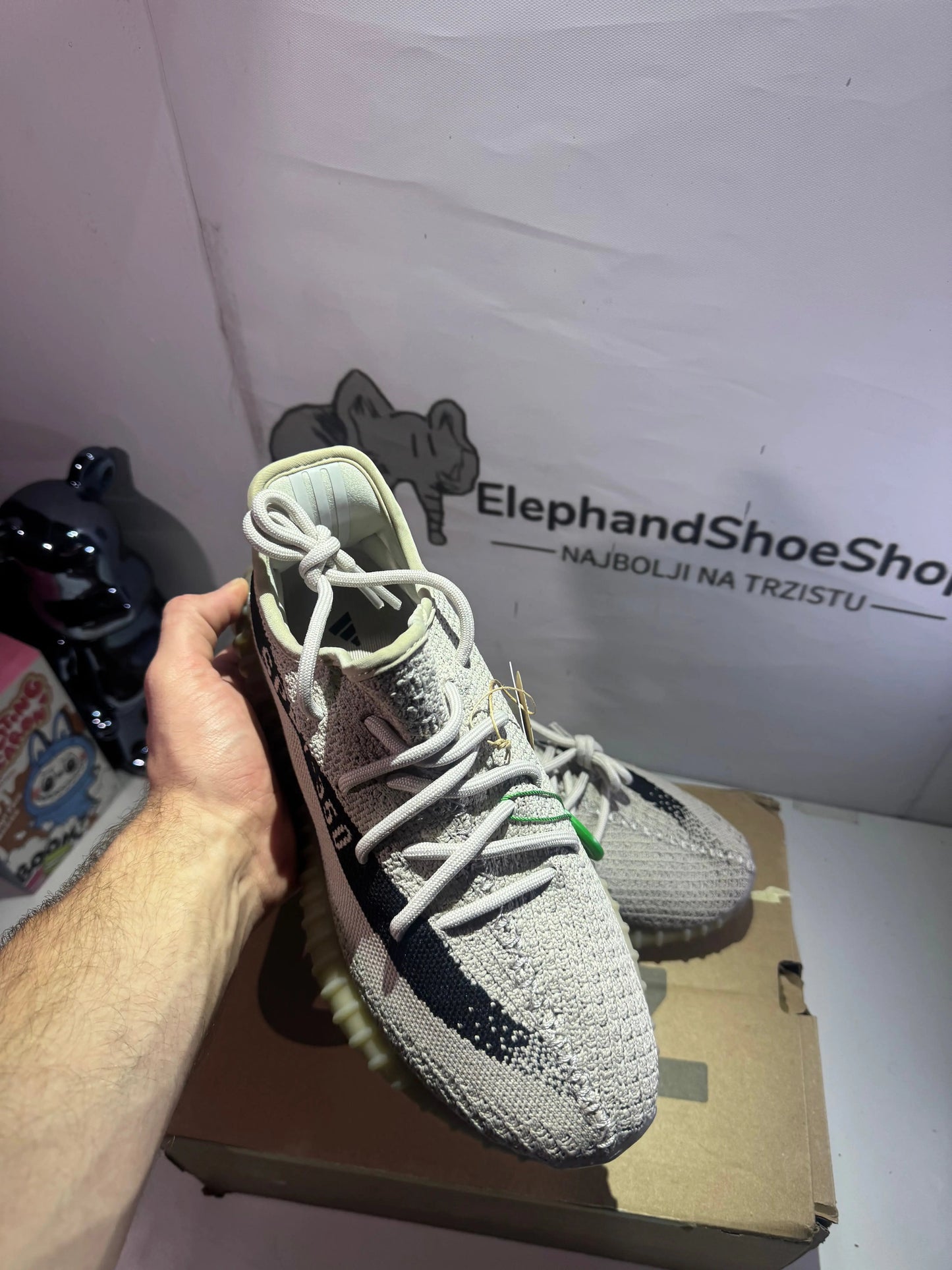 Yeezy Slate tenisice — gornji prikaz