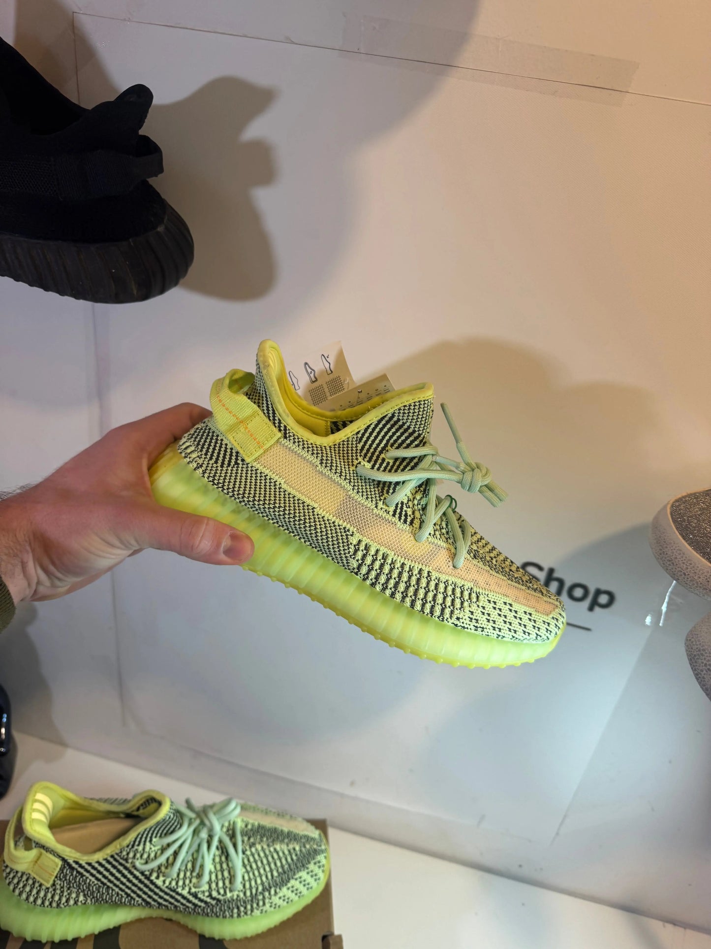 Yeezy Yeeref tenisice — detalj