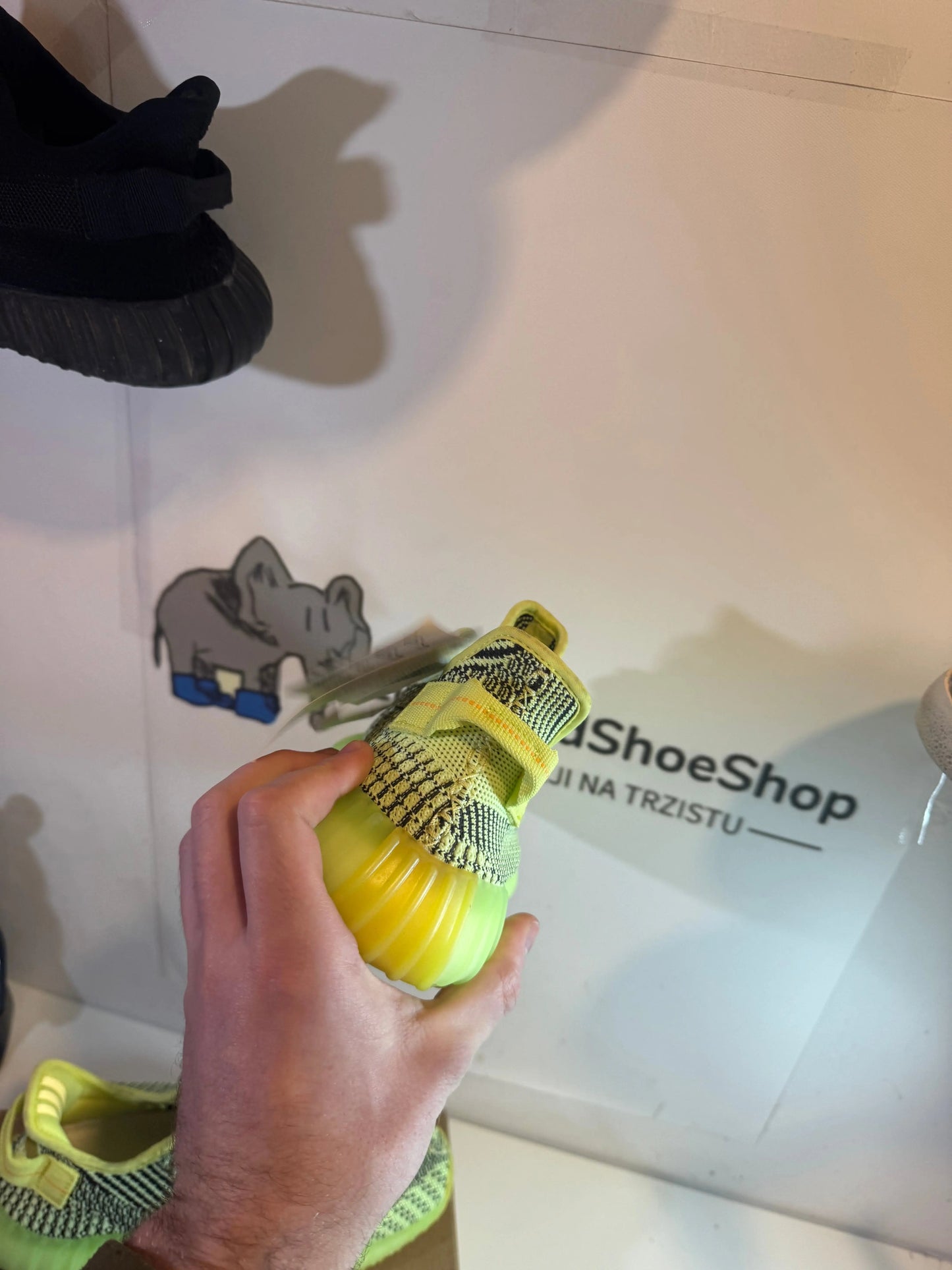 Yeezy Yeeref tenisice — straga