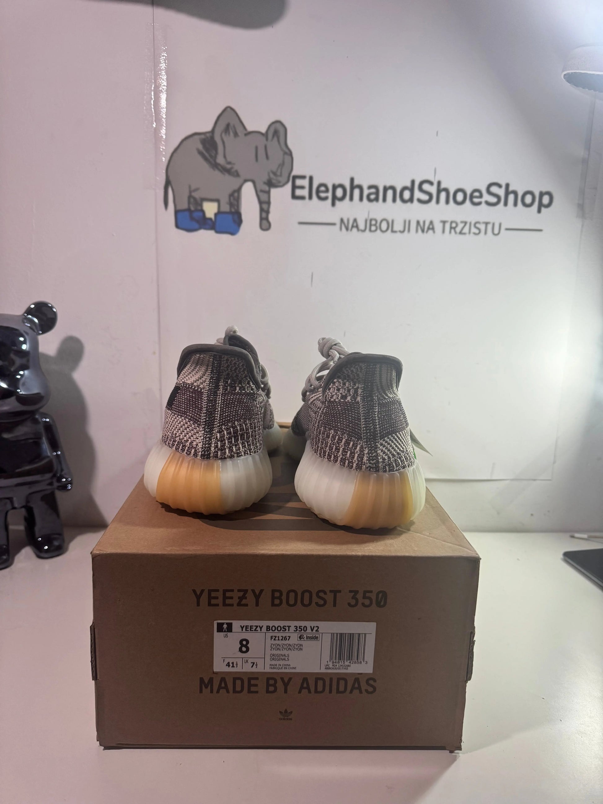 Yeezy Zyon tenisice — prednji prikaz