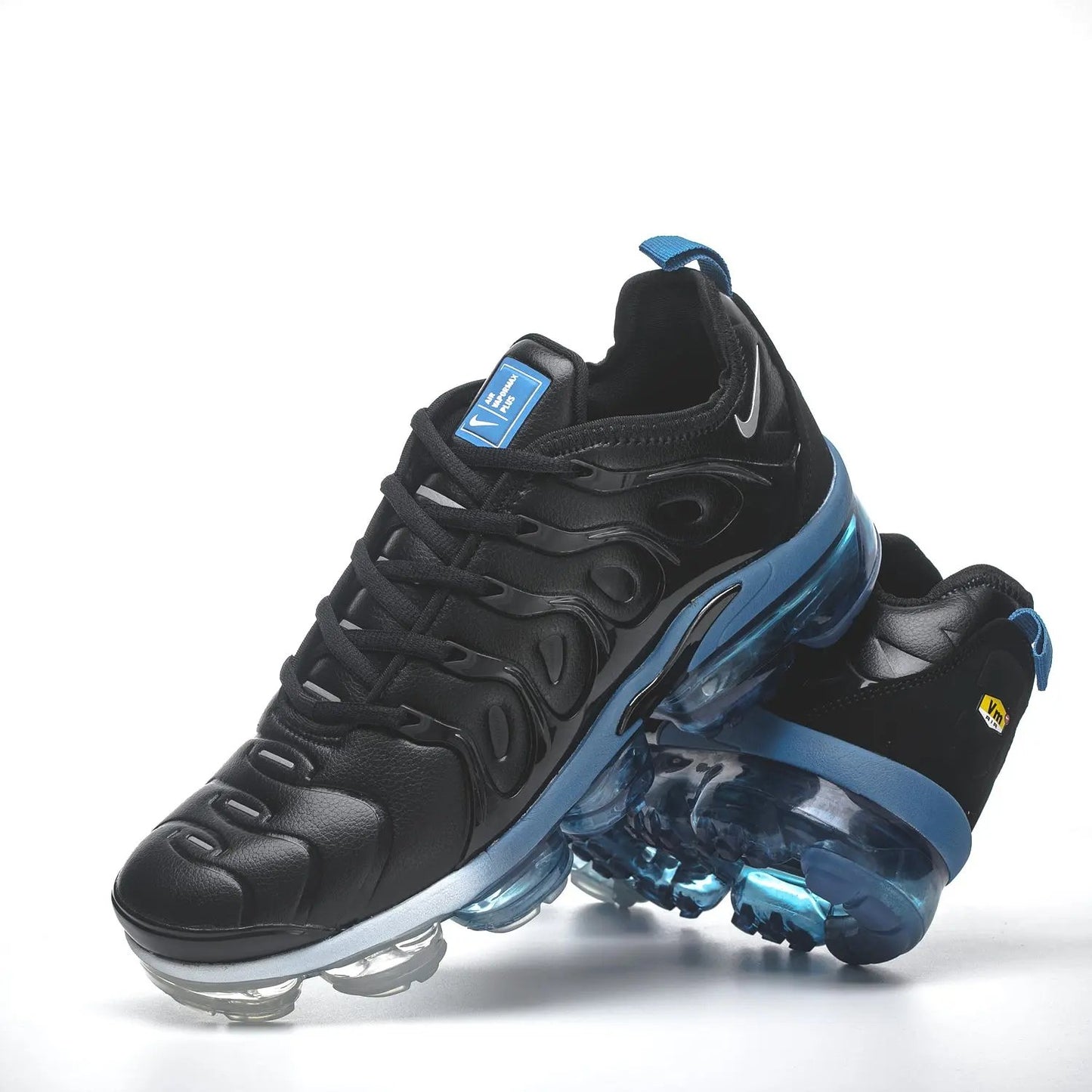 Vapurmax Black/Blue/White tenisice — gornji prikaz