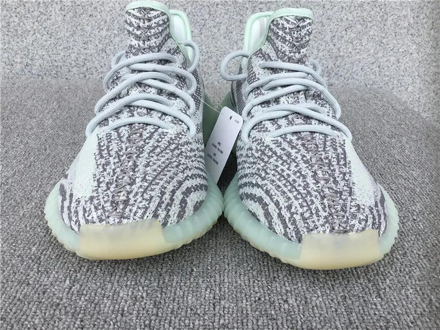Yeezy 350 Blue Tint tenisice — prednji prikaz