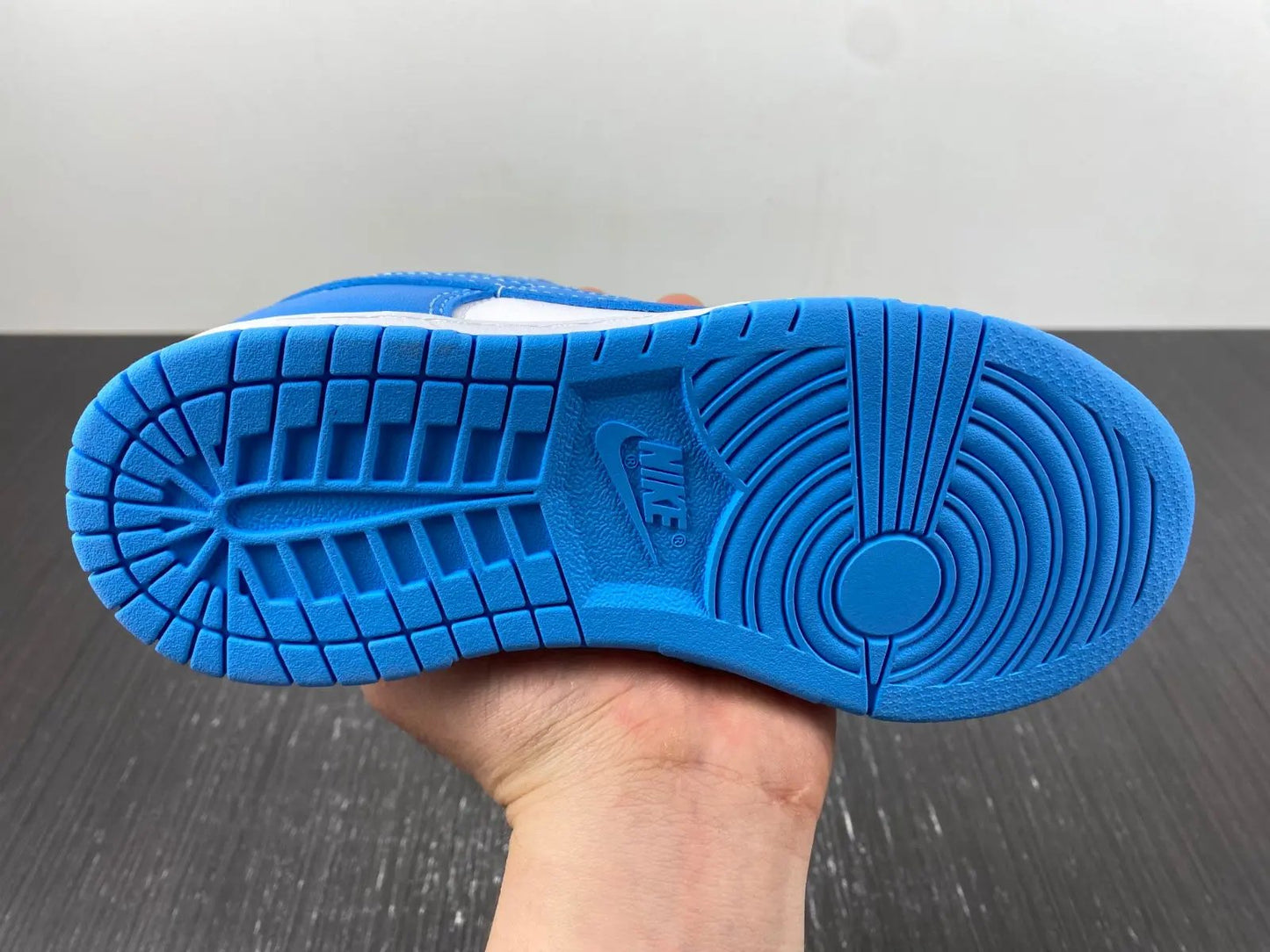 Dunk University Blue tenisice — prednji prikaz