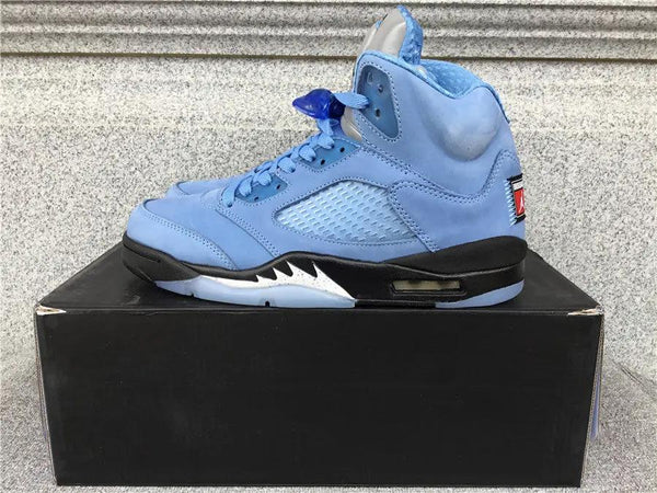 Air Jordan 5 "University Blue" tenisice — bočni prikaz