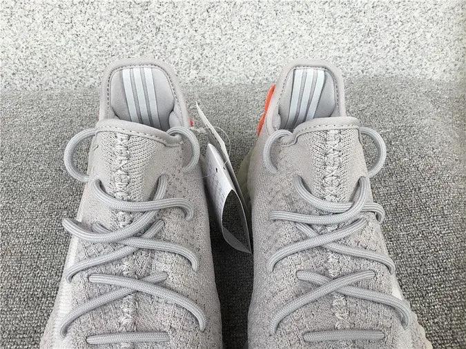 Yeezy Tail Light tenisice — detalj