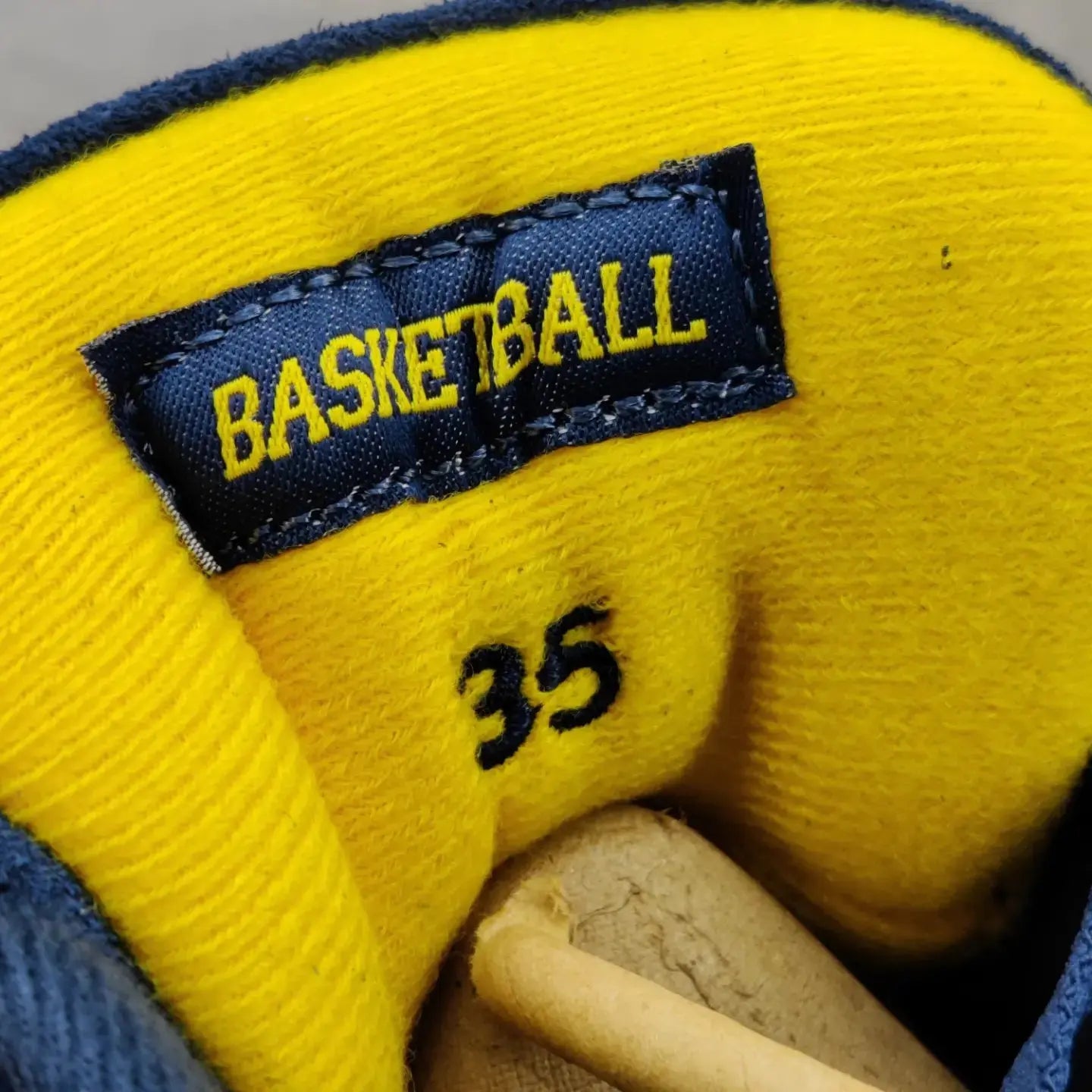 Air Jordan 4 Michigain (PE) tenisice — fotografija 7