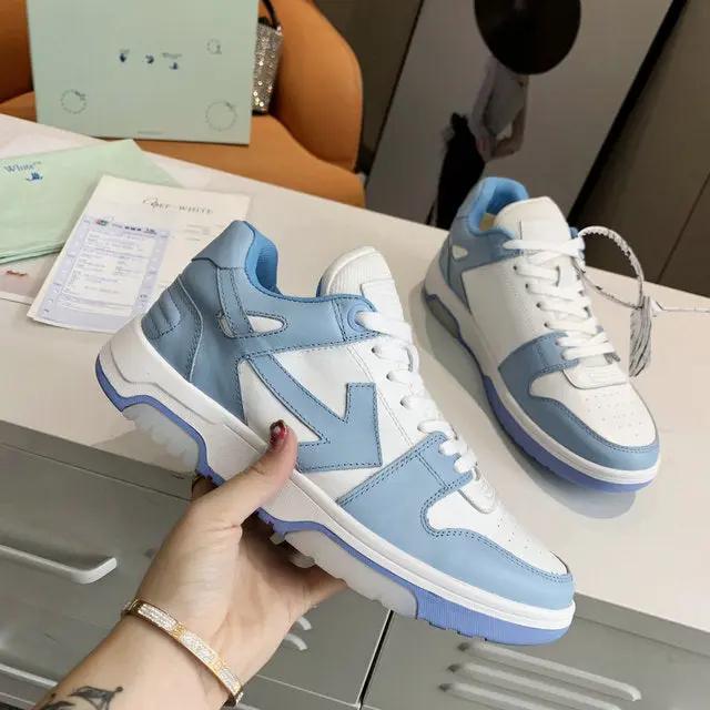 OFF-WHITE out the office baby blue tenisice — detalj