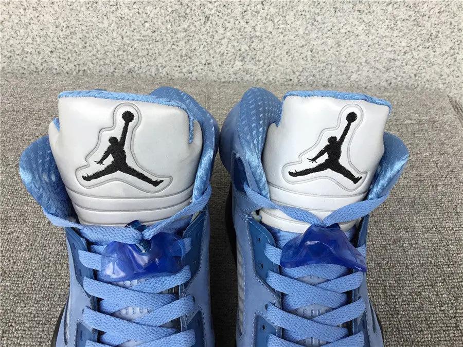 Air Jordan 5 "University Blue" tenisice — straga