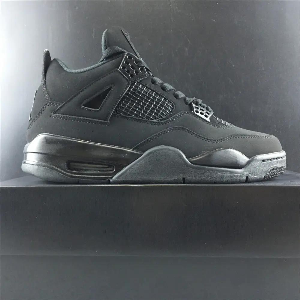 Air Jordan 4 "Black Cat" tenisice — bočni prikaz