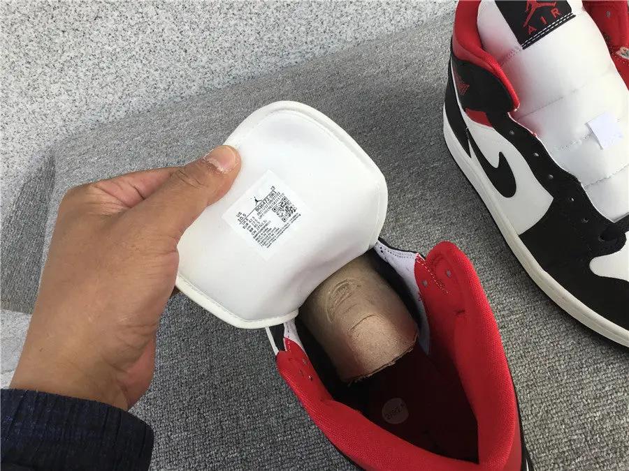Air Jordan 1 Mid "Black White Red" tenisice — straga
