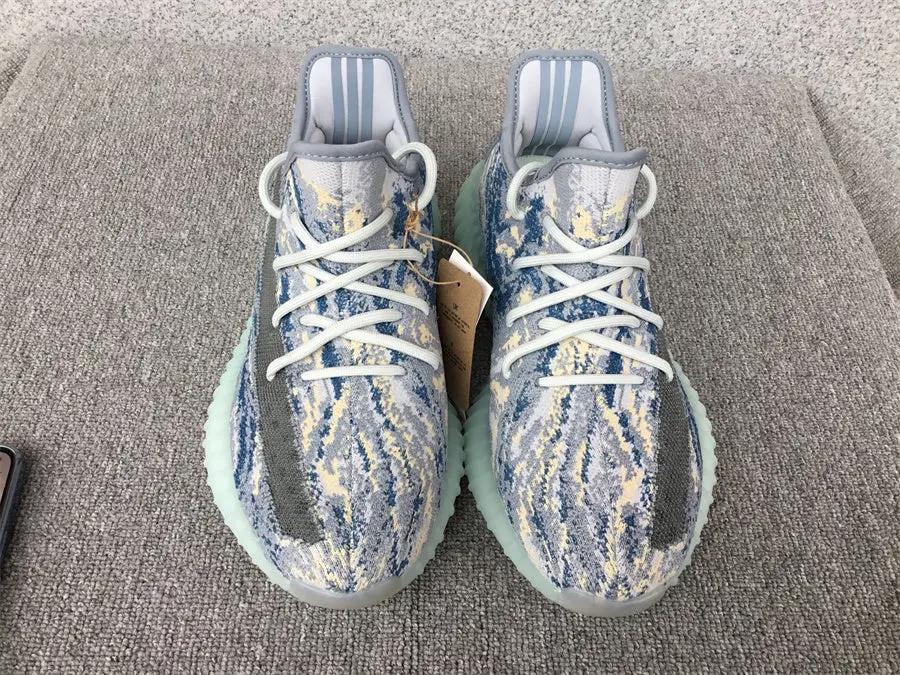 Yeezy 350 V2 Frost Blue (Mx Oat) tenisice — prednji prikaz
