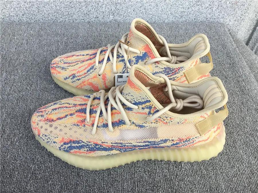 Yeezy 350 Mx Oat tenisice — detalj