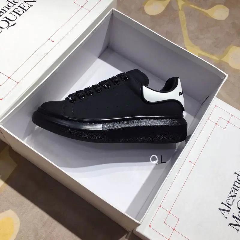 Mc Queen Black/White tenisice — detalj