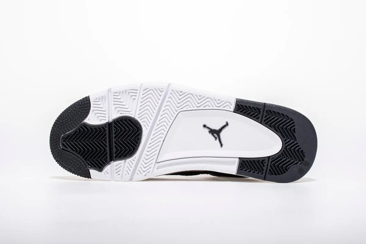 Air Jordan 4 Royle tenisice — prednji prikaz