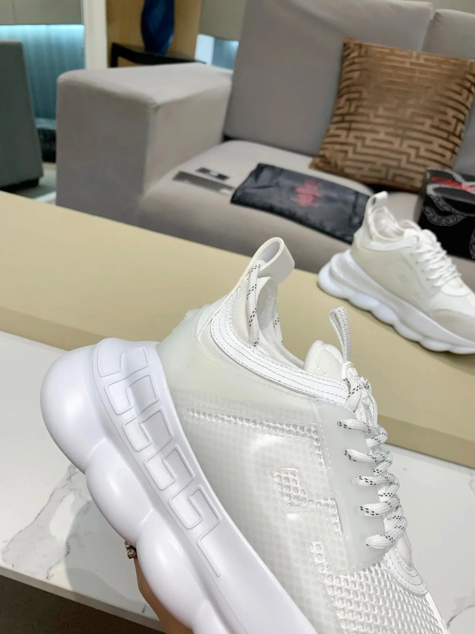 Versace Chain Reaction White tenisice — gornji prikaz