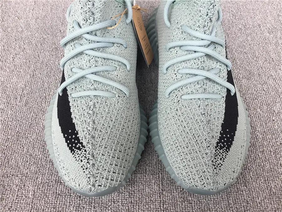 Yeezy Boost 350 v2 Salted tenisice — detalj