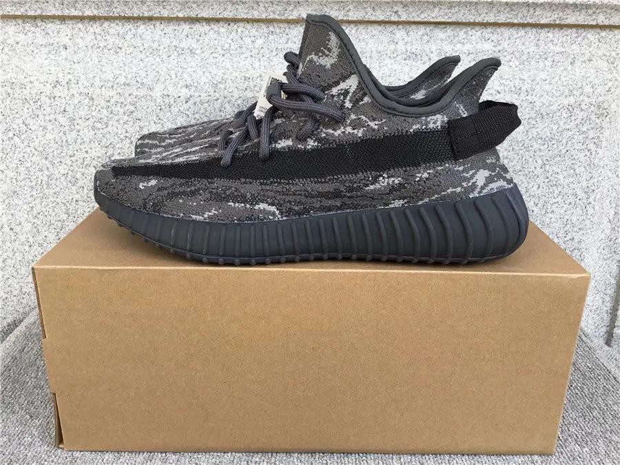 Yeezy 350 V2 Mx Rock tenisice — bočni prikaz