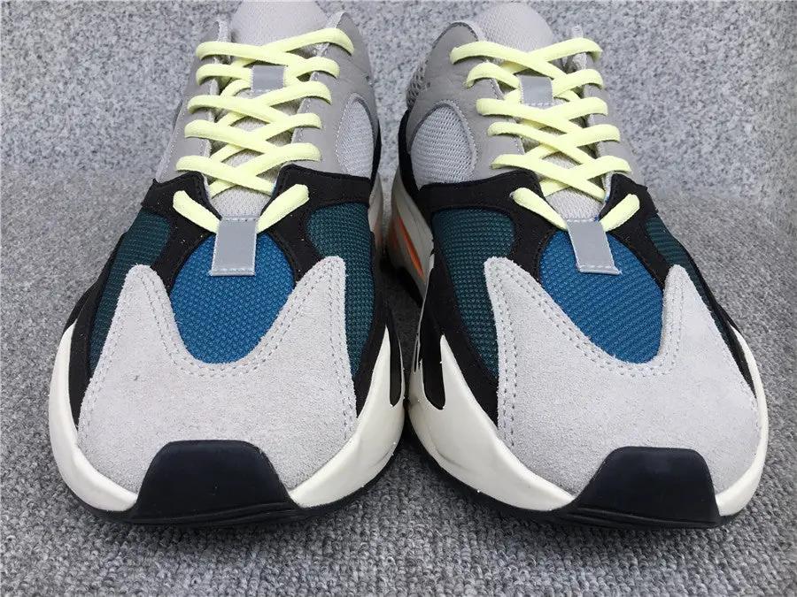 Yeezy 700 Runner tenisice — detalj