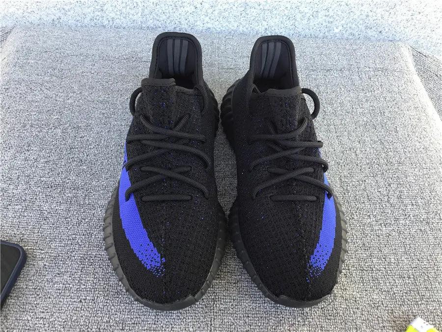 Yeezy 350 Dazzling Blue tenisice — prednji prikaz