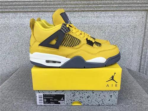 Air Jordan 4 lightning tenisice — bočni prikaz