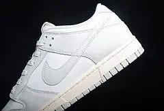 Dunk White tenisice — prednji prikaz