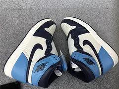 Air Jordan 1 High Obsidian tenisice — straga
