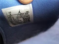 Air Jordan 4 University Blue tenisice — straga
