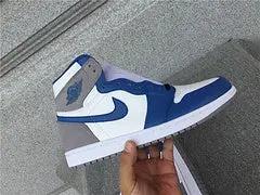 Air Jordan 1 High OG "True Blue" tenisice — prednji prikaz