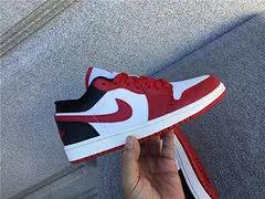 Air Jordan 1 Low "Chicago Bulls tenisice — gornji prikaz