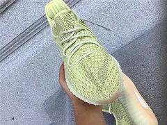 Yeezy 350 Antlia tenisice — gornji prikaz