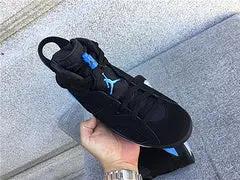 Air Jordan 6 "University Blue" tenisice — straga