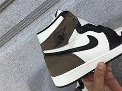 Air Jordan 1 High Mocha tenisice — prednji prikaz