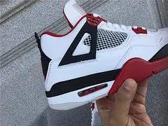 Air Jordan 4 Fire Red tenisice — detalj