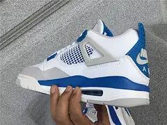 Air Jordan 4 Military Blue tenisice — detalj