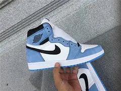 Air Jordan 1 High OG University Blue tenisice — prednji prikaz