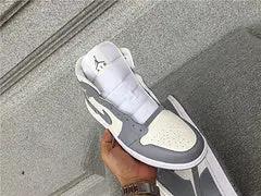 Air Jordan 1 Mid "Grey Sail" tenisice — straga