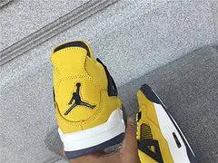Air Jordan 4 lightning tenisice — gornji prikaz