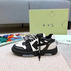Off white Out of office black white tenisice — detalj