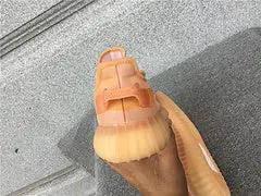 Yeezy Boost 350 Mono Clay tenisice — detalj