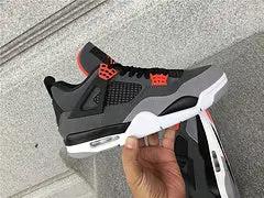 Air Jordan 4 Infrared tenisice — prednji prikaz